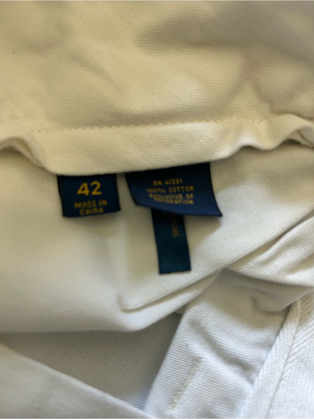 Polo Ralph Lauren White Cargo Shorts with Utility Pockets - Picture 5 of 7